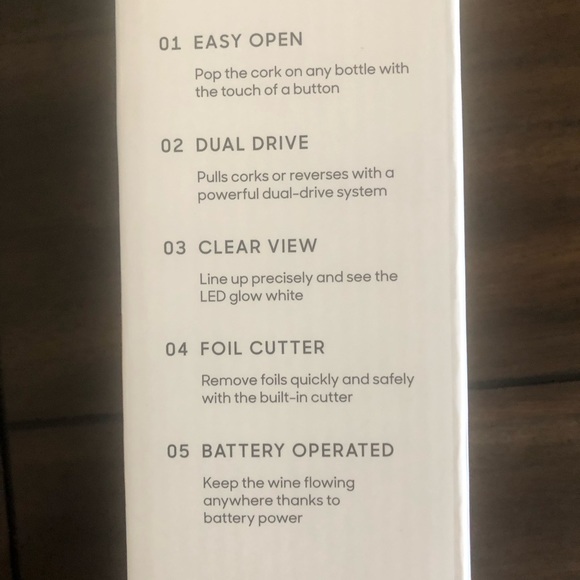 Electric wine opener - Picture 2 of 3